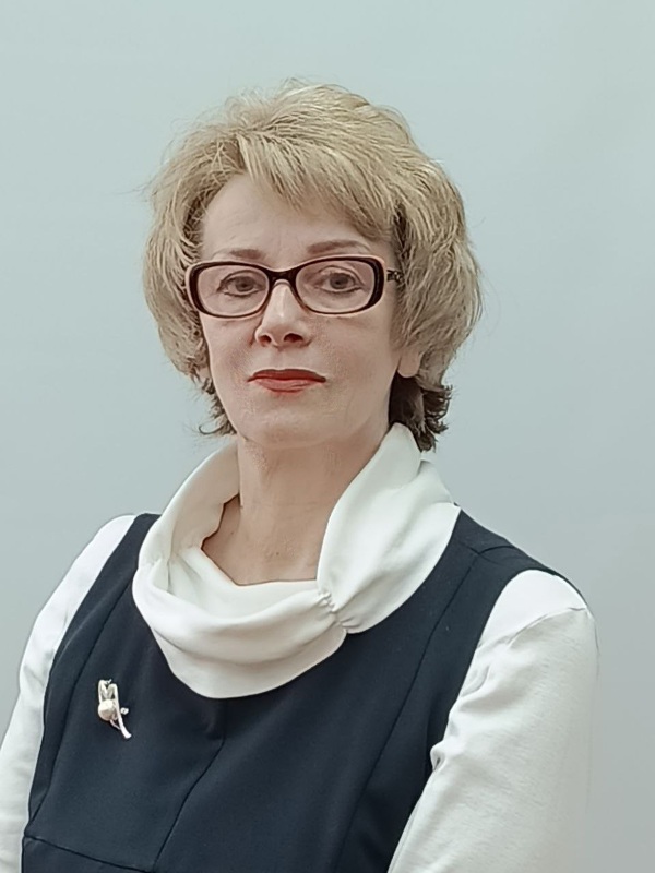 Альшиц Алла Владиславовна.